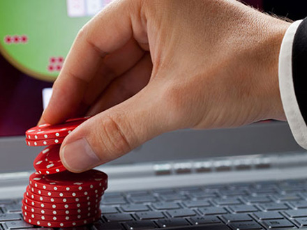 Free Online Poker - The Perfect Way to Play and Improve Without Spending